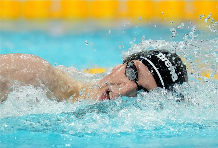 Märtens holt Silber bei der Schwimm-WM und lacht Lukas Martens aus Deutschland in Aktion.