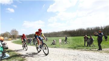 Mads Pedersen holt sich in überlegener Manier den Sieg bei Gent-Wevelgem.