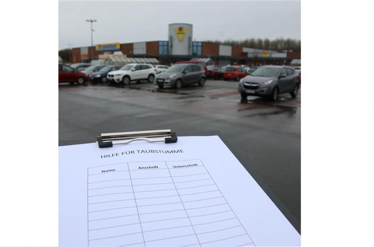 Aufdringliche Bettler bedrängen Passanten in Nordenham Mal sammeln sie Unterschriften, mal verschenken sie Rosen. Auf Supermarktparkplätzen in Nordenham sorgen Bettler für Unmut, aber auch Angst bei Passanten.