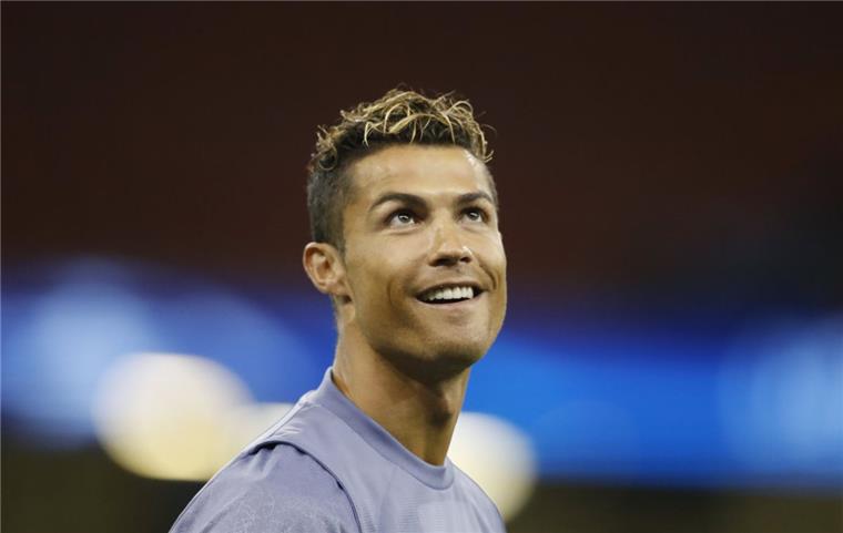 Real und Juventus bereit für das große Finale Mal sehen. ob er heute Abend auch noch gut lachen hat: Cristiano Ronaldo von Real Madrid trifft im Finale auf Juventus Turin.