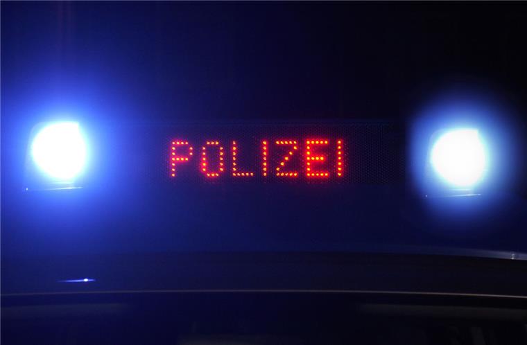 Manche Menschen schrecken vor Gewalt gegen Polizisten nicht zurück.