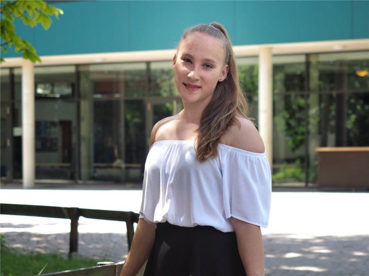 Mandy Hoffmann (14) aus Peine hat das Abitur mit der Note 1,0 bestanden. 