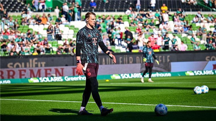 Manuel Neuer musste in Bremen nach dem Aufwärmen doch passen.