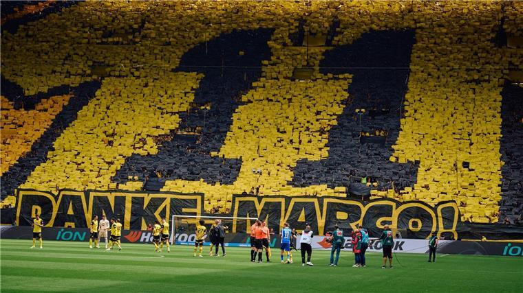 Reus über USA-Wechsel: Wollte nicht in Bundesliga bleiben Marco Resu wird von den BVB-Fans verabschiedet und wechselt in die USA.