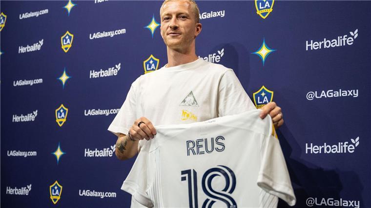 Vor Wechsel: Marco Reus suchte Kontakt zu Los Angeles Galaxy Marco Reus spielt in Los Angeles mit der Rückennummer 18 wie zum Beginn seiner Profikarriere bei Rot Weiss Ahlen.