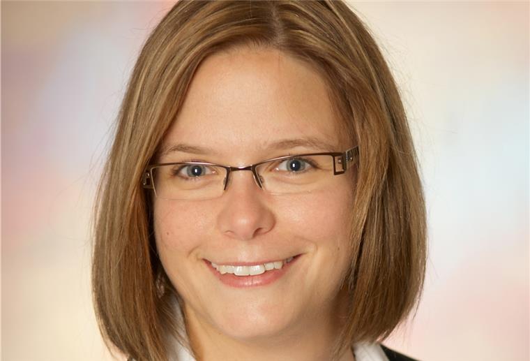 Eine Kantorin für Blexen Mareen Osterloh wird neue Kantorin in Blexen. Erstmals wird eine Frau die Kantorenstelle übernehmen.