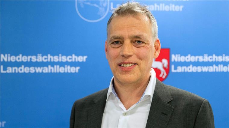 Bundestagswahl in Niedersachsen fast reibungslos verlaufen Markus Steinmetz ist Nachfolger der bisherigen niedersächsischen Landeswahlleiterin Ulrike Sachs, die zum Jahreswechsel in den Ruhestand verabschiedet wurde.