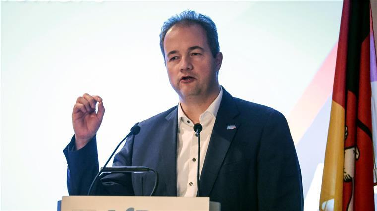 Brandes führt Niedersachsen-AfD in die Bundestagswahl Martin Sichert kandidierte für den dritten Listenplatz.
