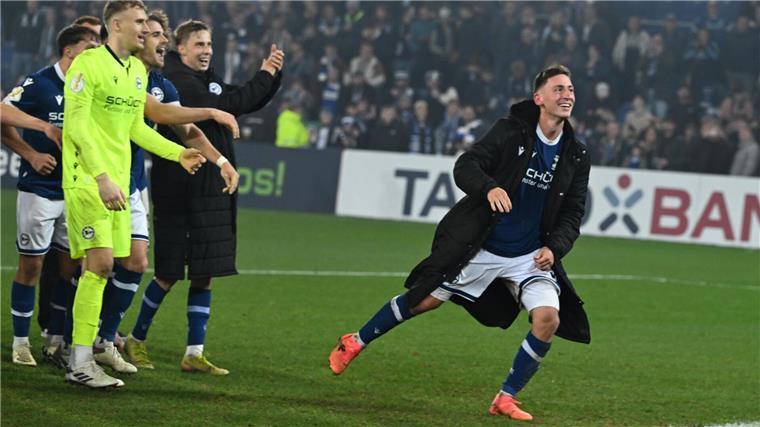 Arminias Wörl wünscht sich die Bayern oder Duell mit Cousin Matchwinner für die Arminia: Marius Wörl (r)