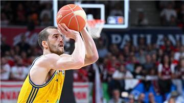 Matt Thomas bleibt ein weiteres Jahr in Berlin.