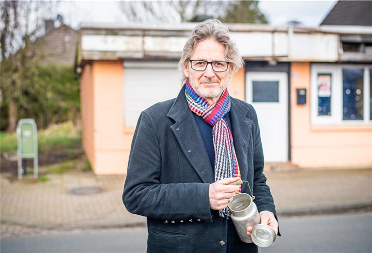 Was die Molkerei Beverstedt mit Promi-Anekdoten zu tun hat Matthias Höllings hat die kleine Kanne, mit der er als Kind die Milch gegenüber der Molkerei abzapfte, immer noch.