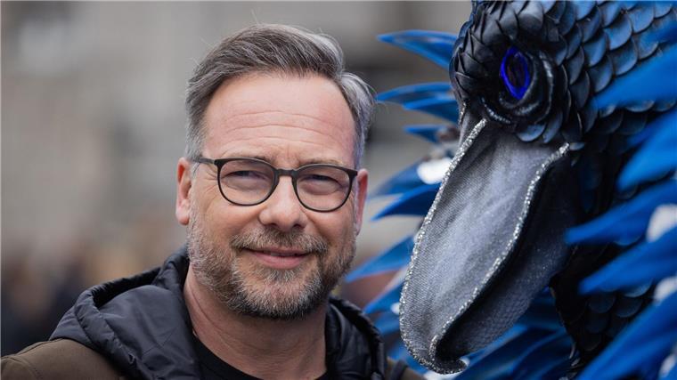 „The Masked Singer“ - Ruth Moschner hat einen Neuen Matthias Opdenhövel moderiert „The Masked Singer“.