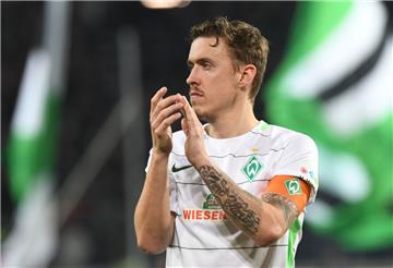 Max Kruse wird wohl auch 2018/19 für Werder Bremen auflaufen. Der Stürmer fühlt sich bei den Grün-Weißen wohl.