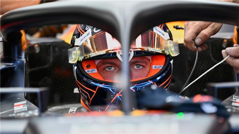 Was läuft zwischen Mercedes und Verstappen? Max Verstappen ist von den Gerüchten um seine Zukunft genervt.