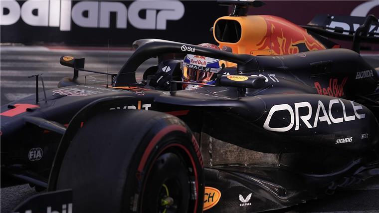 Leclerc setzt Baku-Serie fort - WM-Duellanten schwächeln Max Verstappen kam nicht über Platz sechs hinaus.