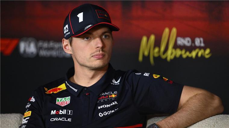 Fluchen wird in der Formel 1 teuer bestraft Max Verstappen muss aufpassen: Wenn er flucht, wird er bestraft.