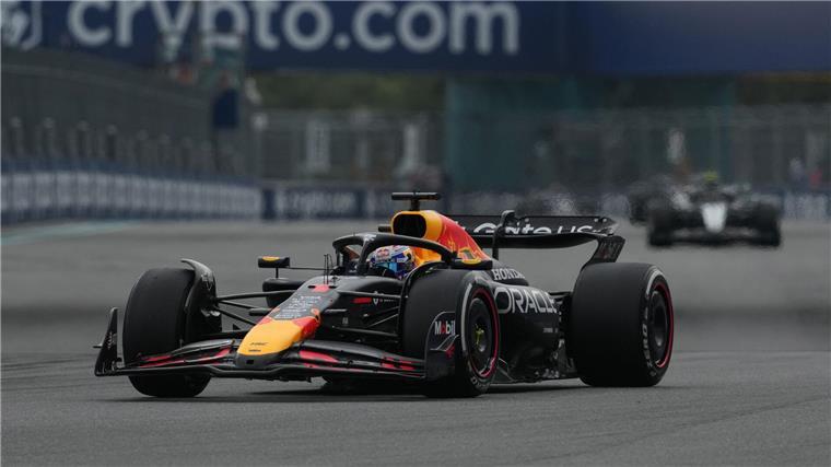 Red Bull-Protest gegen Mercedes-Fahrer Russell abgewiesen Max Verstappens Team will für ihn Platz drei in Miami erstreiten.