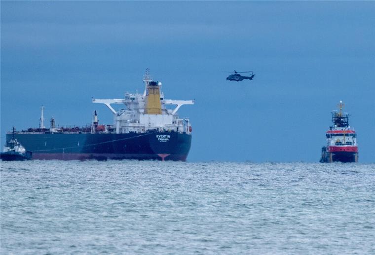 Neues Ölbekämpfungsschiff für die Ostsee in Auftrag gegeben Mecklenburg-Vorpommern investiert in moderne Havarie-Vorsorge
