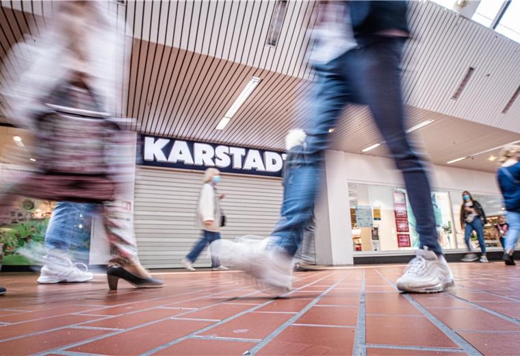 Karstadt-Aus: Mehr Mitarbeiter betroffen als befürchtet Mehr als 110 Menschen verlieren bei der Karstadt-Schließung ihren Job.