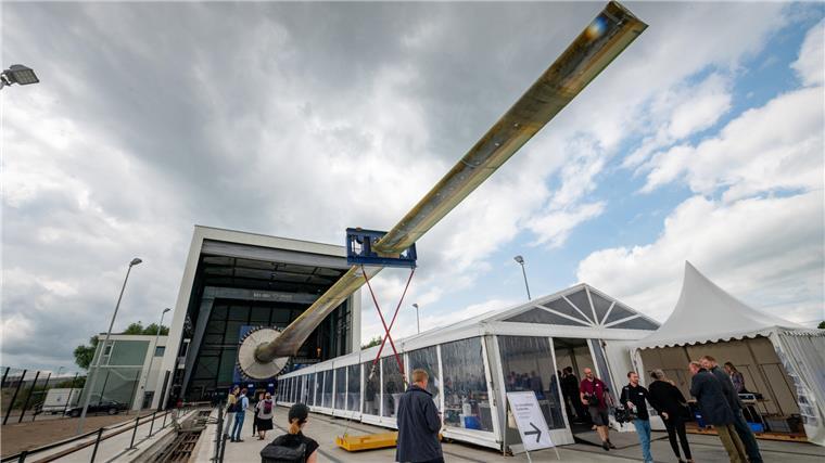 Mehr als 115 Meter lange Rotorblätter können hier künftig getestet werden. 