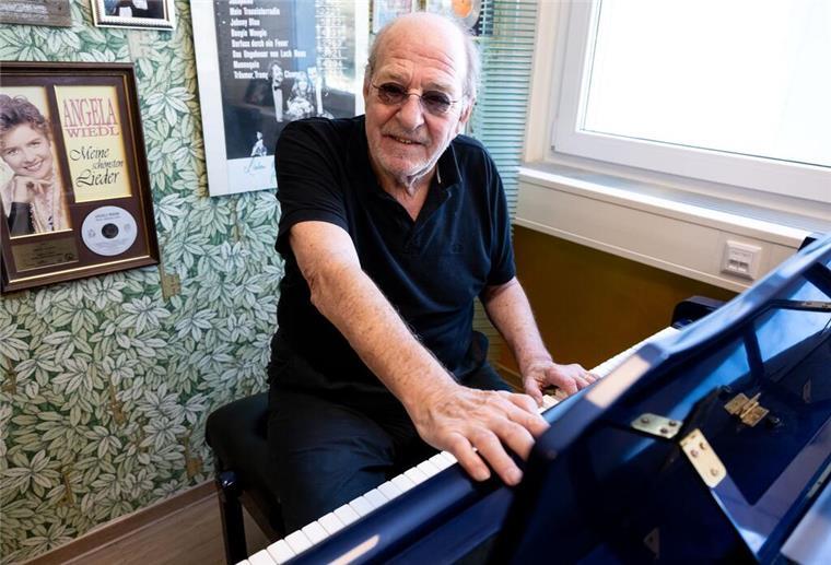 Sein Traum: Noch mal zum ESC - Ralph Siegel wird 80 Mehr als 2.000 Lieder hat Ralph Siegel geschrieben. (Archivbild)