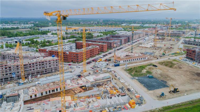 Mehrfamilienhäuser mit tausenden Wohnungen werden im Neubaugebiet Kronsrode gebaut.