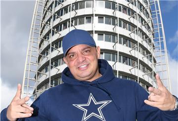 „Mein Herz gehört immer noch Bremerhaven“, sagt Vlader Knezevic (DJ Vlader).