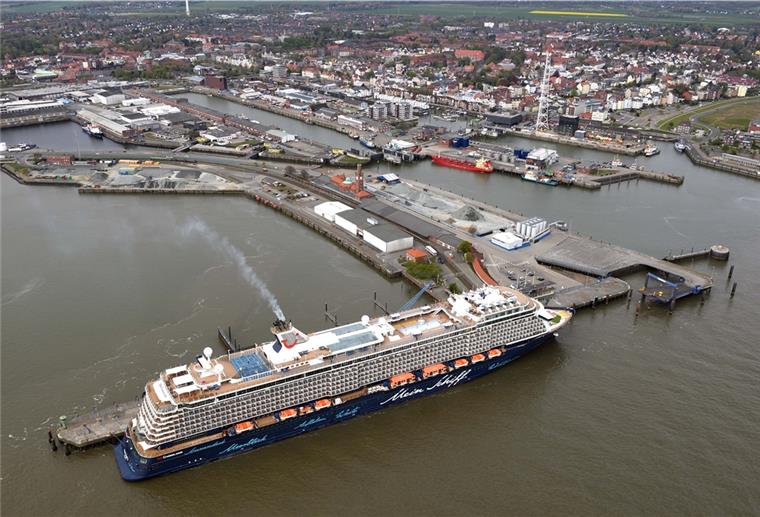 Cuxhaven: Corona-Fall an Bord der „Mein Schiff 3“ „Mein Schiff 3“ liegt derzeit am Steubenhöft in Cuxhaven.
