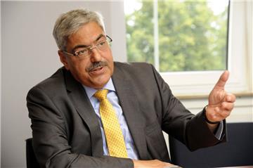 Melf Grantz  will für weitere sechs Jahre Oberbürgermeister der Stadt Bremerhaven bleiben.