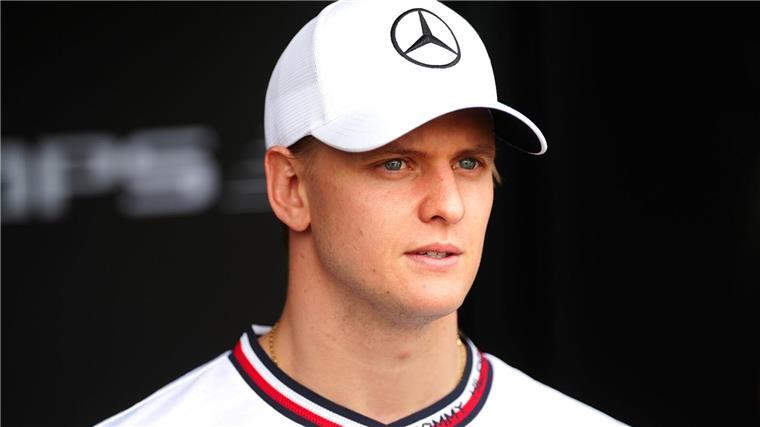 Zuschauen war hart: Mick Schumacher steigt aus Formel 1 aus Mick Schumacher ist bei Mercedes raus.