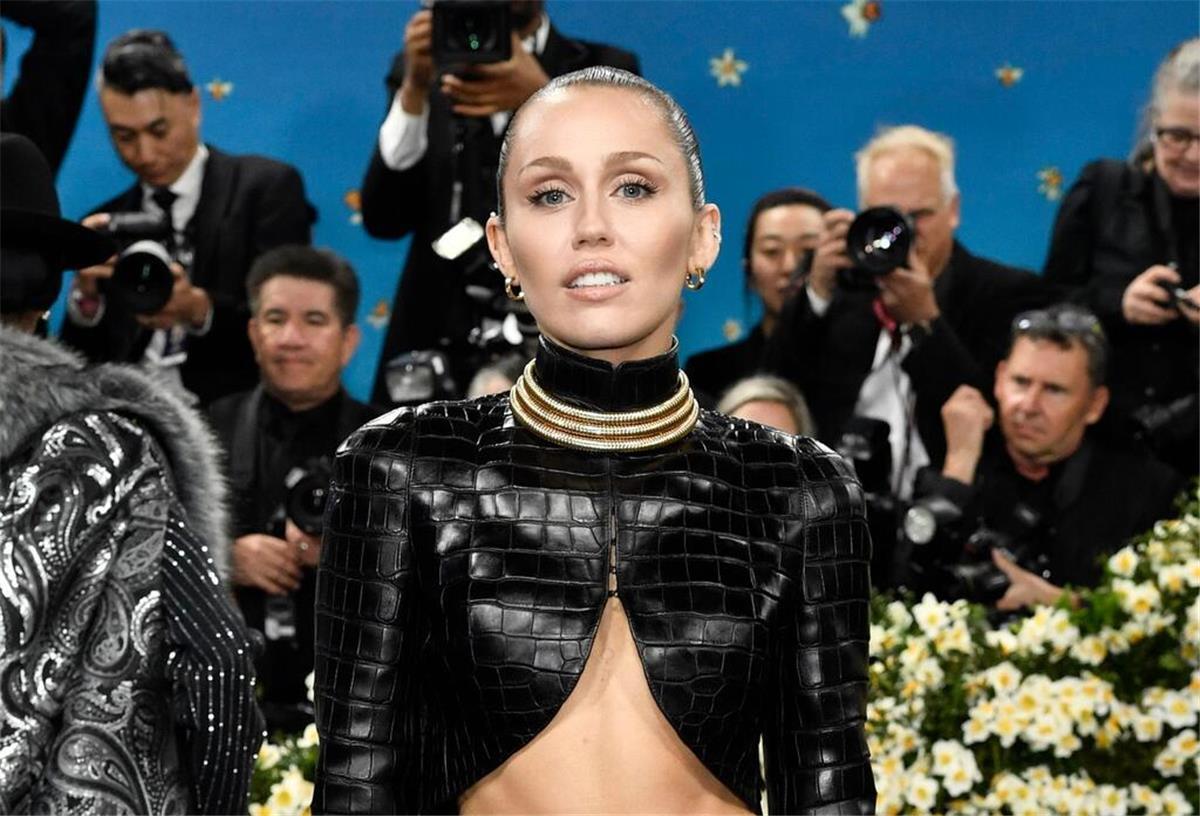Miley Cyrus: Infektion in Hollywood Miley Cyrus landete nach einem Dreh auf der Intensivstation. (Archivbild)