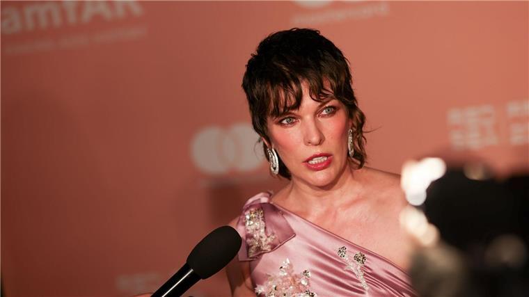 Milla Jovovich zeigt Krallen im Film „In the Lost Lands“ Milla Jovovich ist unter anderem mit der „Resident Evil“-Reihe weltbekannt geworden.