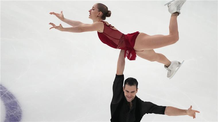 EM-Gold für Eiskunstlauf-Paar Hase/Wolodin Minerva Hase und Nikita Wolodin haben sich bei der Europameisterschaft in Tallinn den Titel geholt.