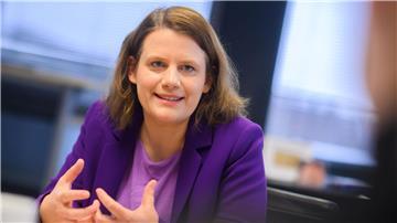 Ministerin Hamburg will Jugendliche besser auf den Beruf vorbereiten – und damit das Fachkräfteproblem zumindest teilweise lösen. (Archivbild)
