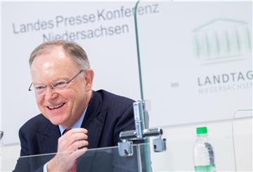Ministerpräsident Stephan Weil (SPD) will eine Regierungserklärung mit dem Titel „Niedersachsen in der dritten Welle“ abgeben.
