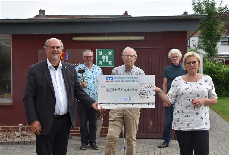 Reperatur-Café soll im September starten Mit 1000 Euro unterstützd der Rotary-Club das Projekt des Reperatur-Cafés.