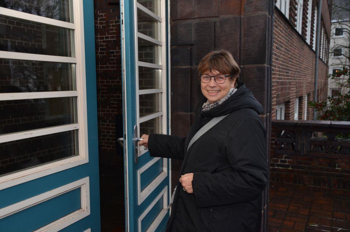 Mit 65 Jahren zurück in den Unterricht: Sabine Riedel engagiert sich als „Seniorpartner in School“ in der Humboldtschule.  