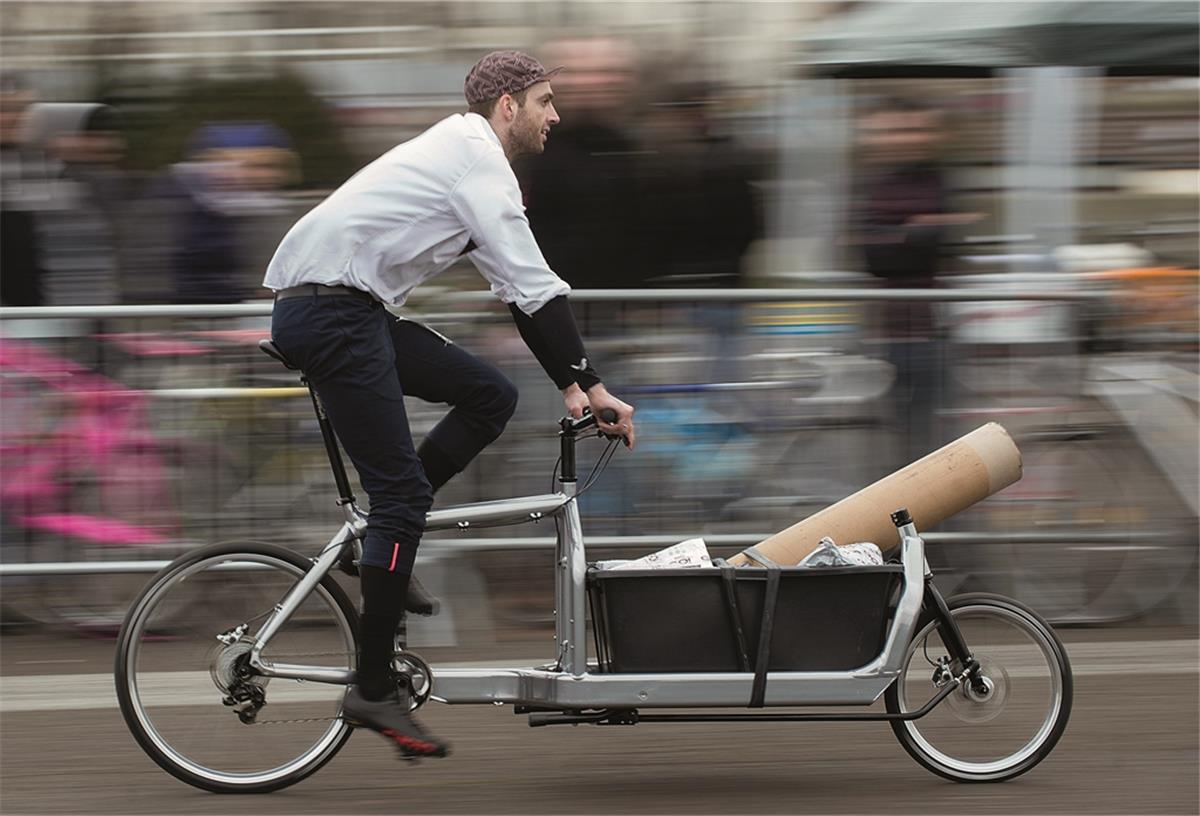 Mit dem Lastenrad können die Waren durch geschickte Planung innerhalb weniger Stunden klimaneutral geliefert werden.
