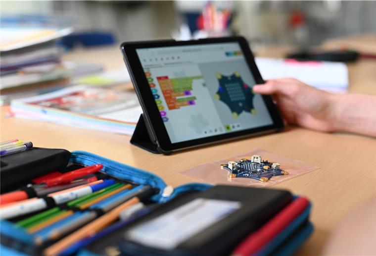 Bremerhavener Stadtbibliothek bietet digitales Schülertraining an Mit dem Online-Lernprogramm der Stadtbibliothek können sich Schüler den Schulstoff selbst erschließen.
