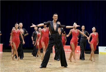 Mit der neuen Choreografie „Time Machine“ stellt sich das A-Team der TSG Bremerhaven am Sonnabend der Konkurrenz.