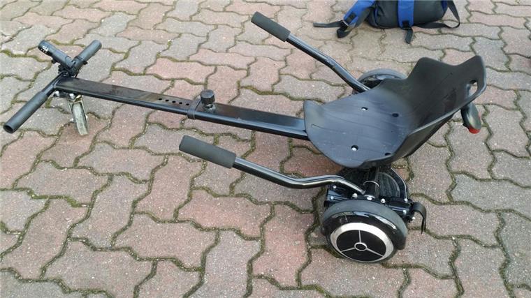 Mit diesem selbst gebastelten Gefährt fuhr ein 26-Jähriger durch Winsen (Luhe).