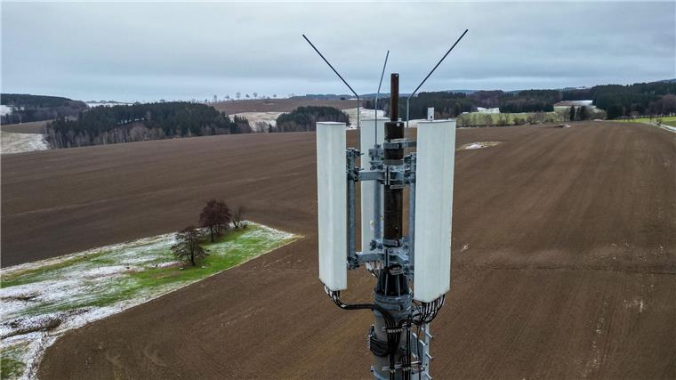 Vorschlag zu Minderungsrecht bei schlechtem Handynetz Mit einem geplanten Messtool, sollen Verbraucherinnen und Verbraucher zukünftig in der Lage sein ihre Mobilfunkqualität zu messen.