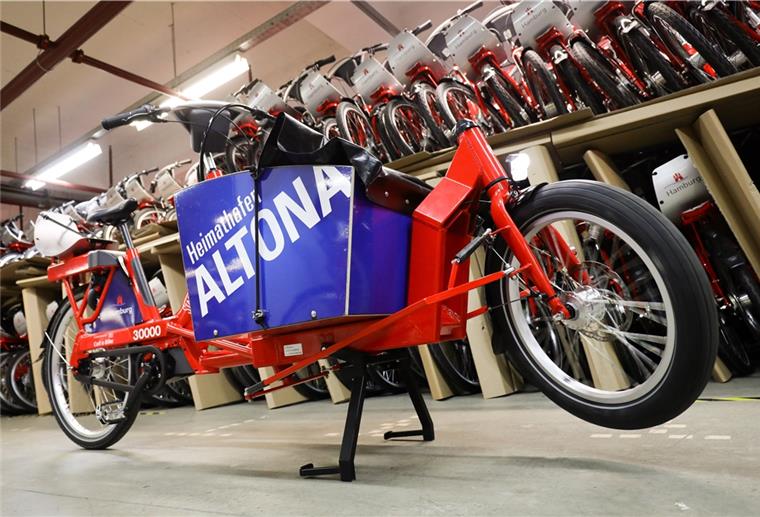 „Lehe liefert“ per Lastenfahrrad Mit einem solchen Lastenfahrrad können sich Leute in Lehe künftig Einkäufe bringen lassen.