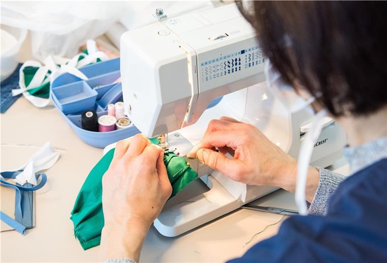 Häftlinge stellen Schutzmasken her Mit eingebunden werden soll voraussichtlich auch die JVA Sehnde.