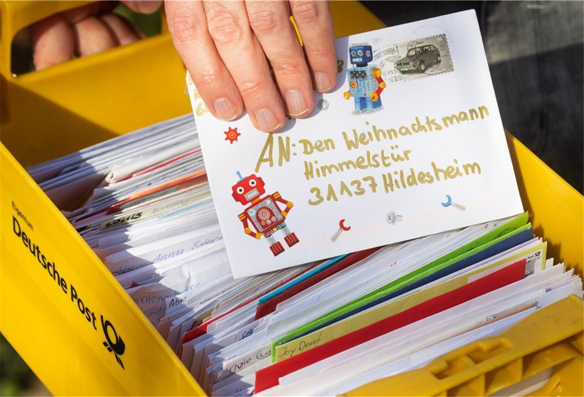 Weihnachtspostfilialen: Mehr als 56.000 Briefe Mit Himmelsthür, Himmelpforten und Nikolausdorf liegen gleich drei der deutschlandweit sieben Weihnachtspostfilialen der Deutschen Post in Niedersachsen.