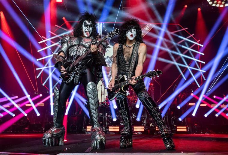 Keine Langeweile nach dem Kiss-Finale: Gene Simmons wird 75 Mit Paul Stanley gründete Gene Simmons 1973 die Band Kiss, die 50 Jahre aktiv war.