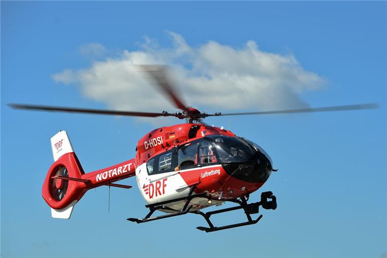 Nach Grill-Unfall landet Rettungshubschrauber in Bremerhaven Mit schlimmen Brandverletzungen kam eine Person per Hubschrauber in eine Spezialklinik.