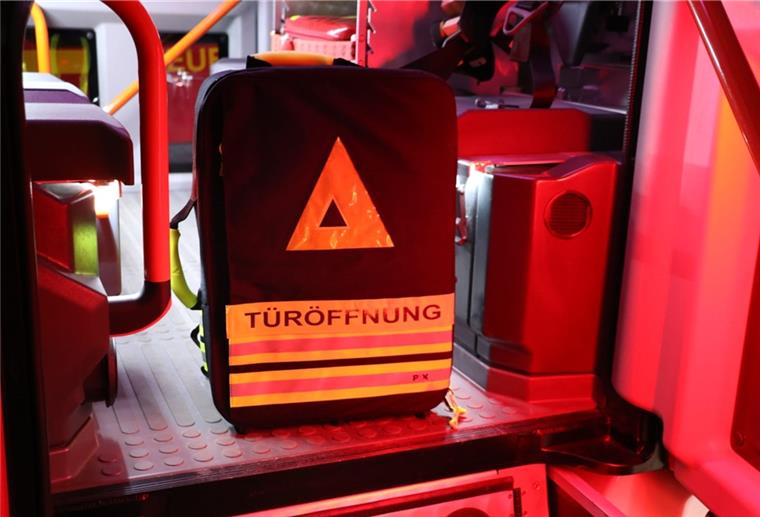 Schiffdorf: Eingesperrt im Heizungskeller - Feuerwehr befreit zwei Jungen Mit Spezialwerkzeug musste die Feuerwehr Schiffdorf am Donnerstag ausrücken, um zwei Jungs zu befreien, die sich in einem Keller eingesperrt hatten.