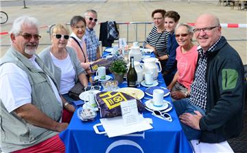 Mitte Bürger- Brunch 2016 der Bürgerstiftung Bremerhaven 14.8.16 Foto Scheer NZ...