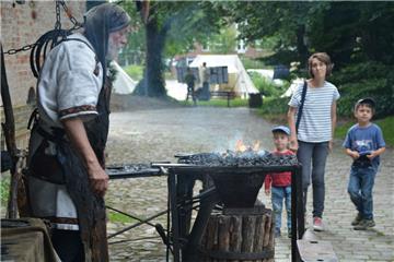 Mittelalterliches Burgfest in Bad Bederkesa.